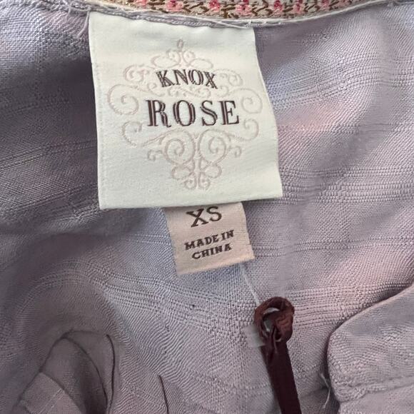 Knox Rose Women's Sleeveless Purple Smocked Button-Front Top - XS - NWT - Picture 2 of 7